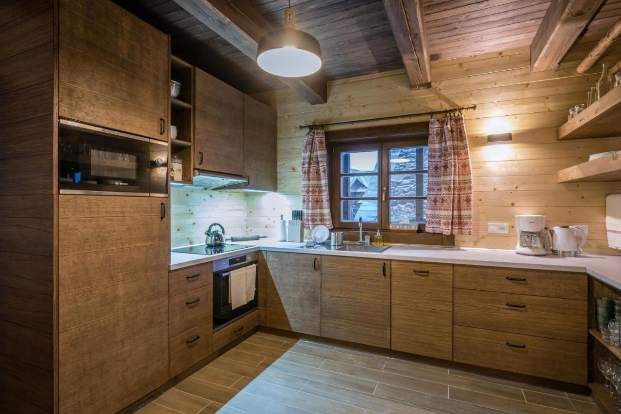 Drevenica Emilka, 5 Min Restauracia, Z Terasy Vyhlad Na Kralovu Holu A Polomske Ocko, Gril, Ohnisko, Kotlik Villa Брезно Екстериор снимка