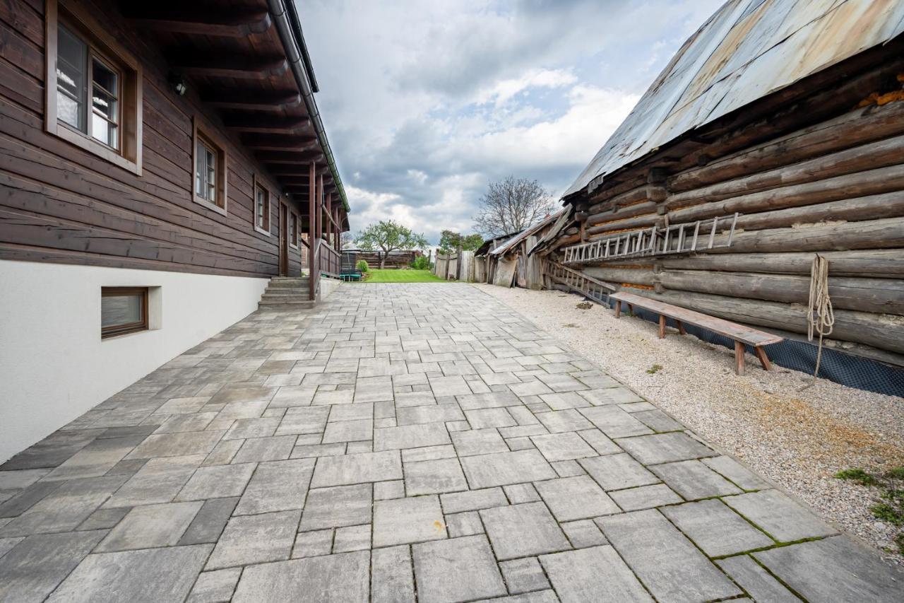 Drevenica Emilka, 5 Min Restauracia, Z Terasy Vyhlad Na Kralovu Holu A Polomske Ocko, Gril, Ohnisko, Kotlik Villa Брезно Екстериор снимка